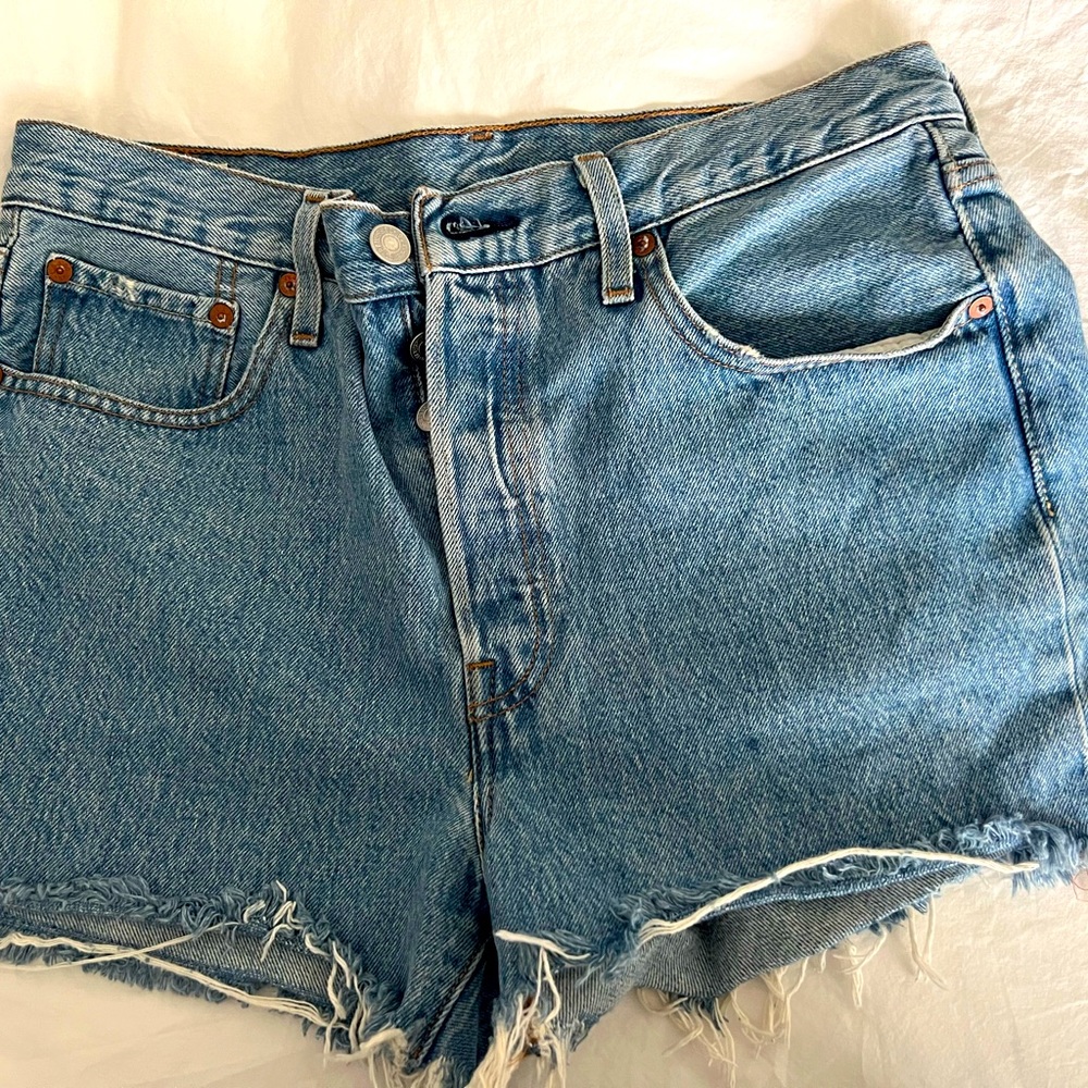 Levi’s denim shorts